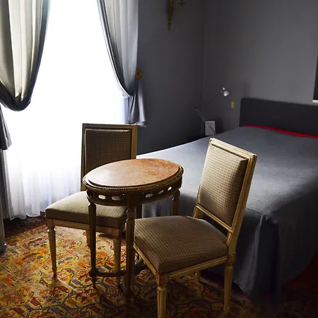Hotel Windsor Paris