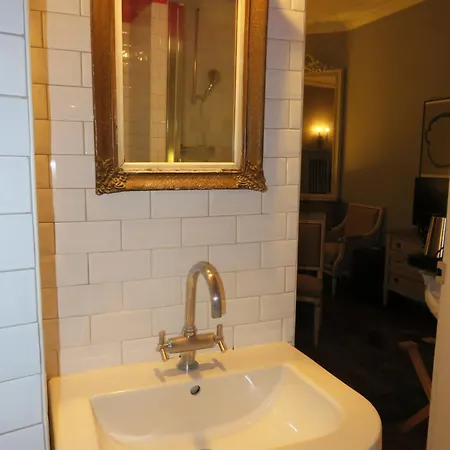 Windsor Hotel 3*